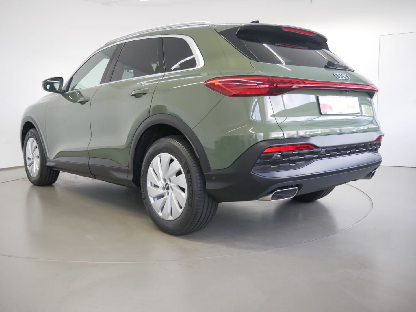 Bild über Audi Q5 SUV TFSI 150 kW S tronic - für weitere Informationen kontaktieren Sie den Audi Partner
