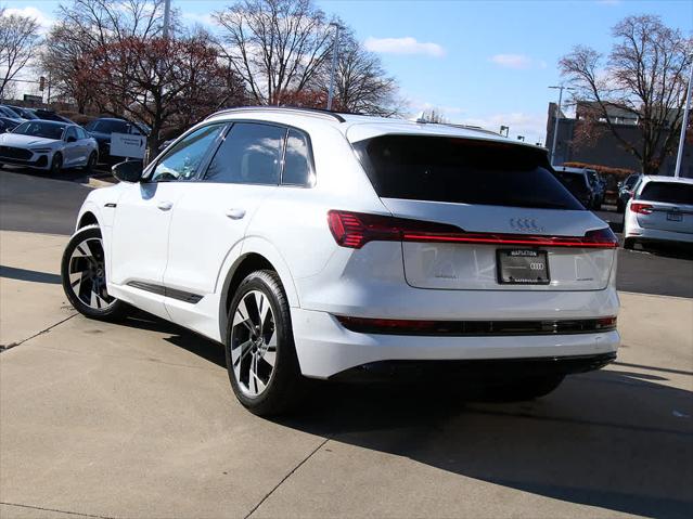 2022 AUDI E-TRON - Image 10