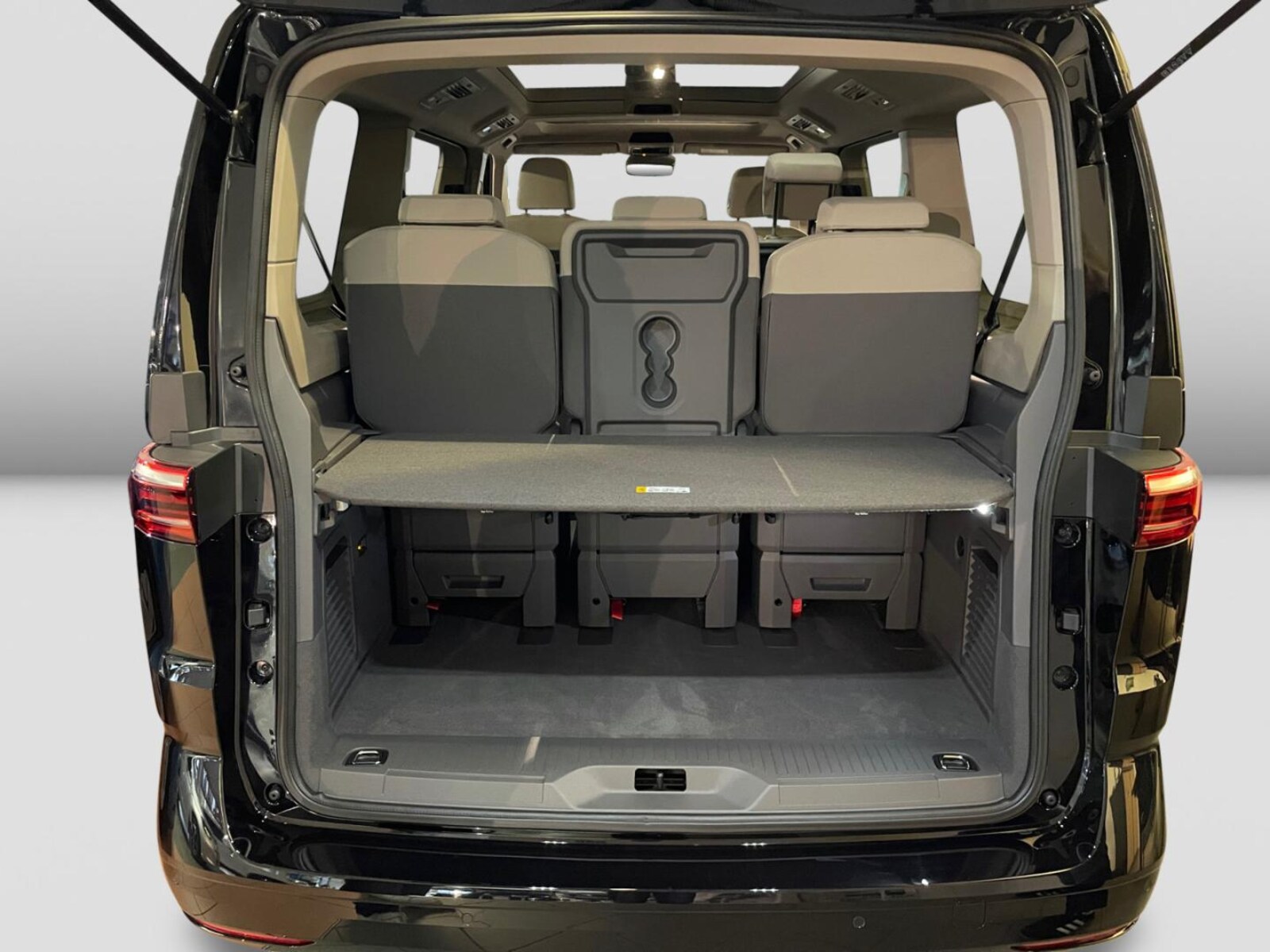 Volkswagen Multivan Langversion – Bild 11
