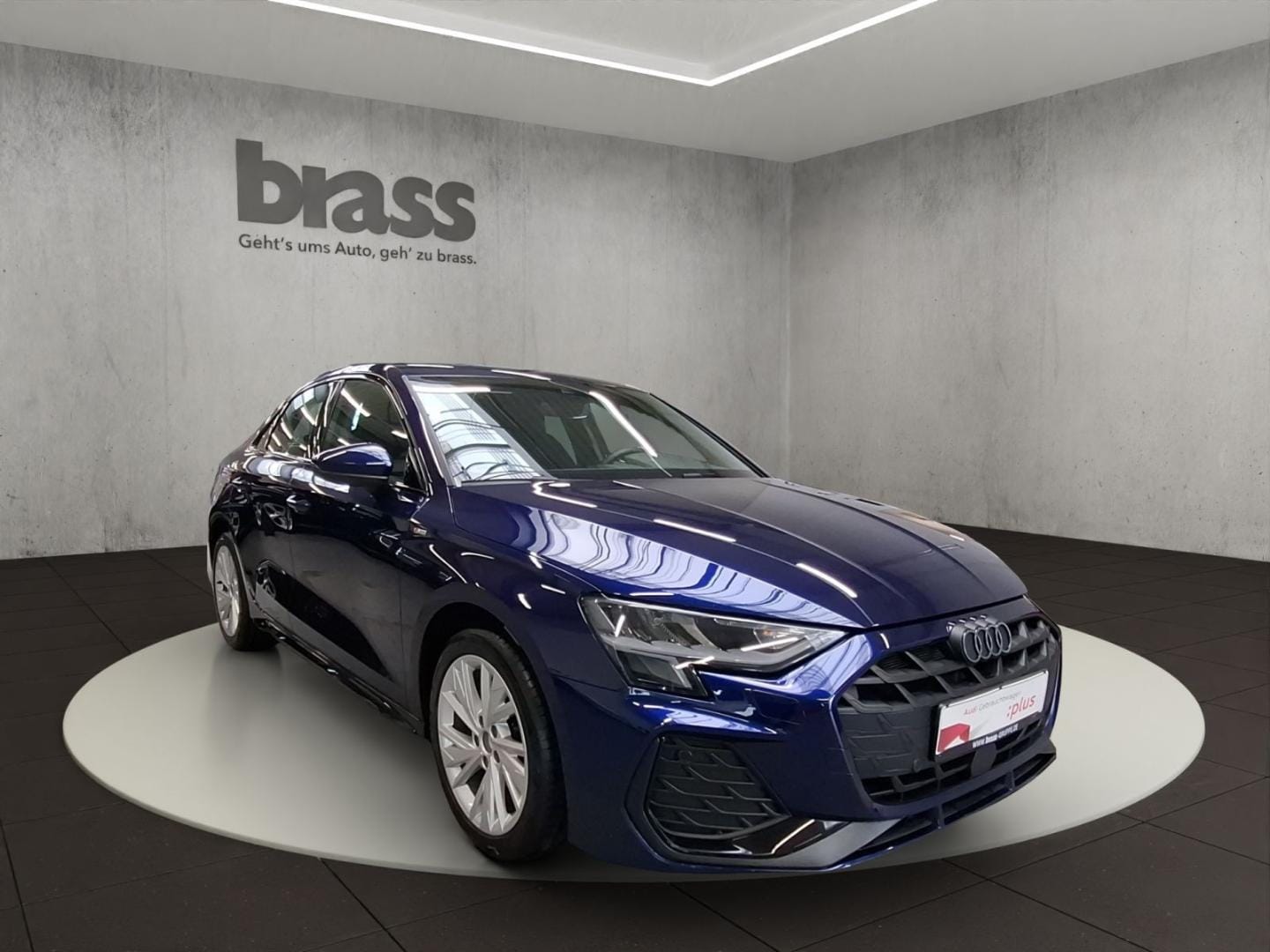 Bild über Audi A3 Limousine S line 30 TFSI S tronic - für weitere Informationen kontaktieren Sie den Audi Partner