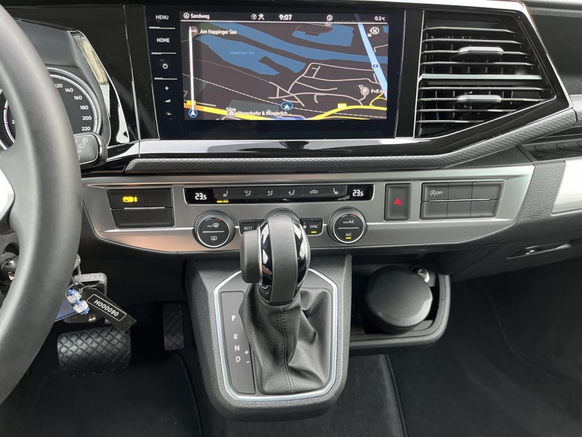 Volkswagen T6.1 California Beach