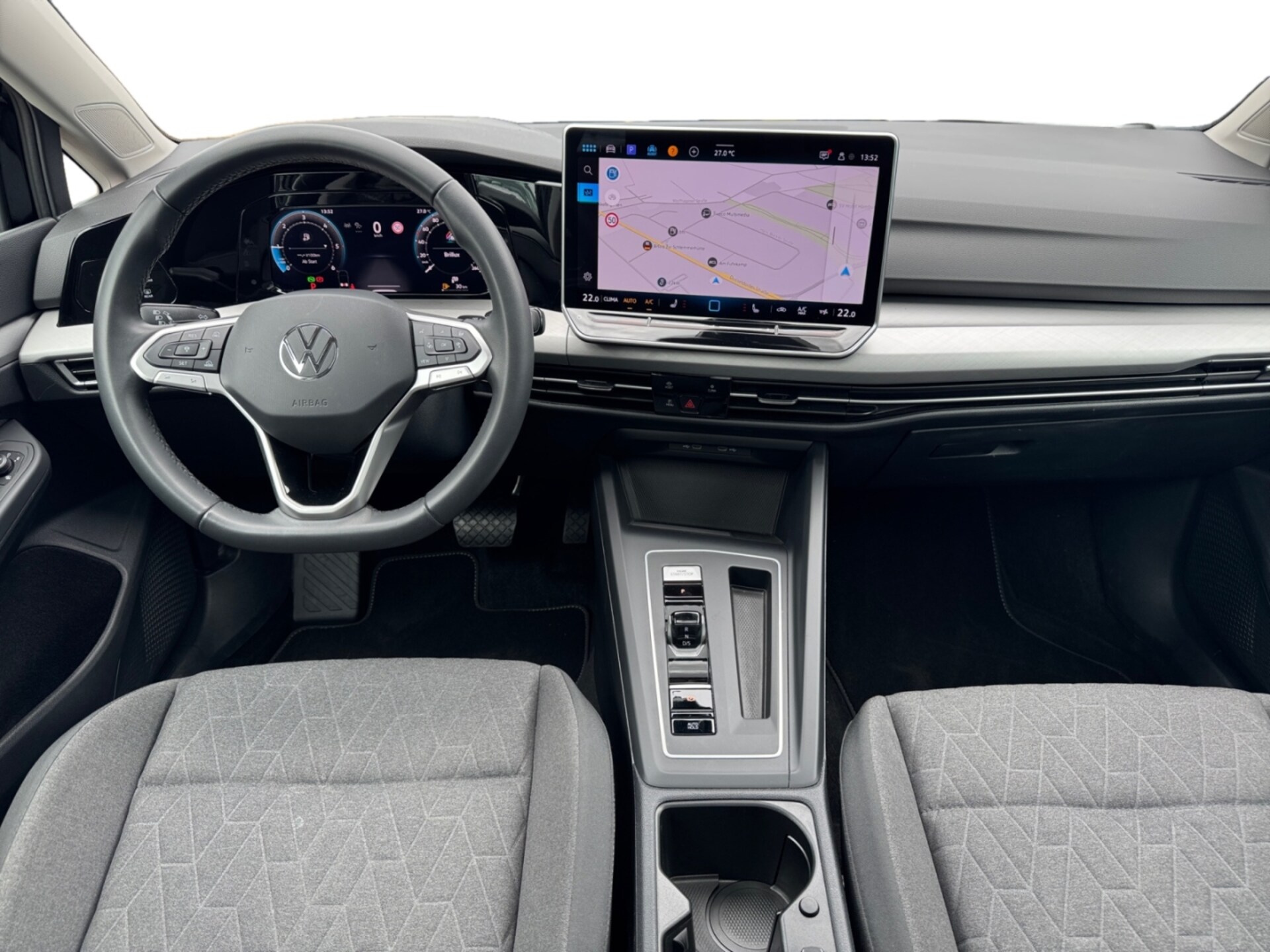 Volkswagen Golf Variant Life