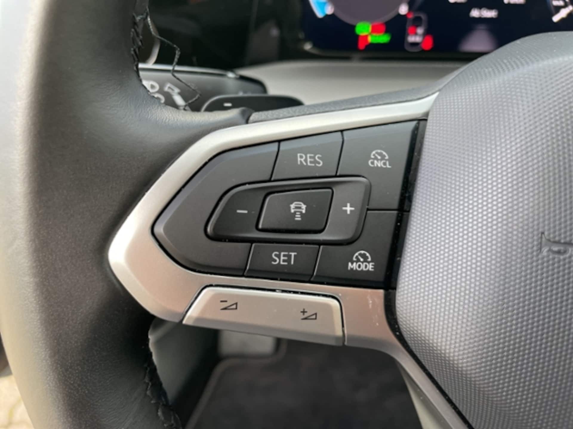 Volkswagen Golf Variant Style