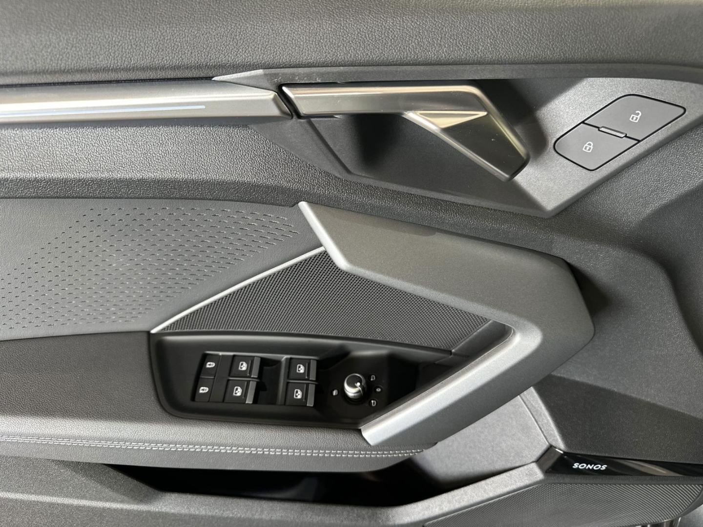 Bild über Audi A3 Sportback TDI S tronic - für weitere Informationen kontaktieren Sie den Audi Partner