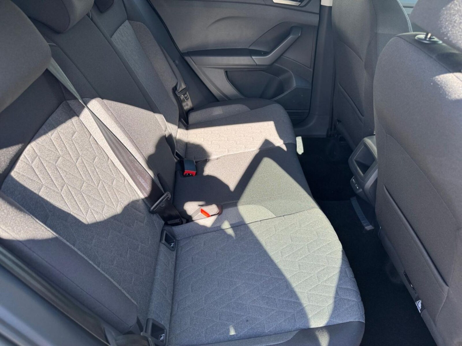 Volkswagen T-Cross – Bild 12