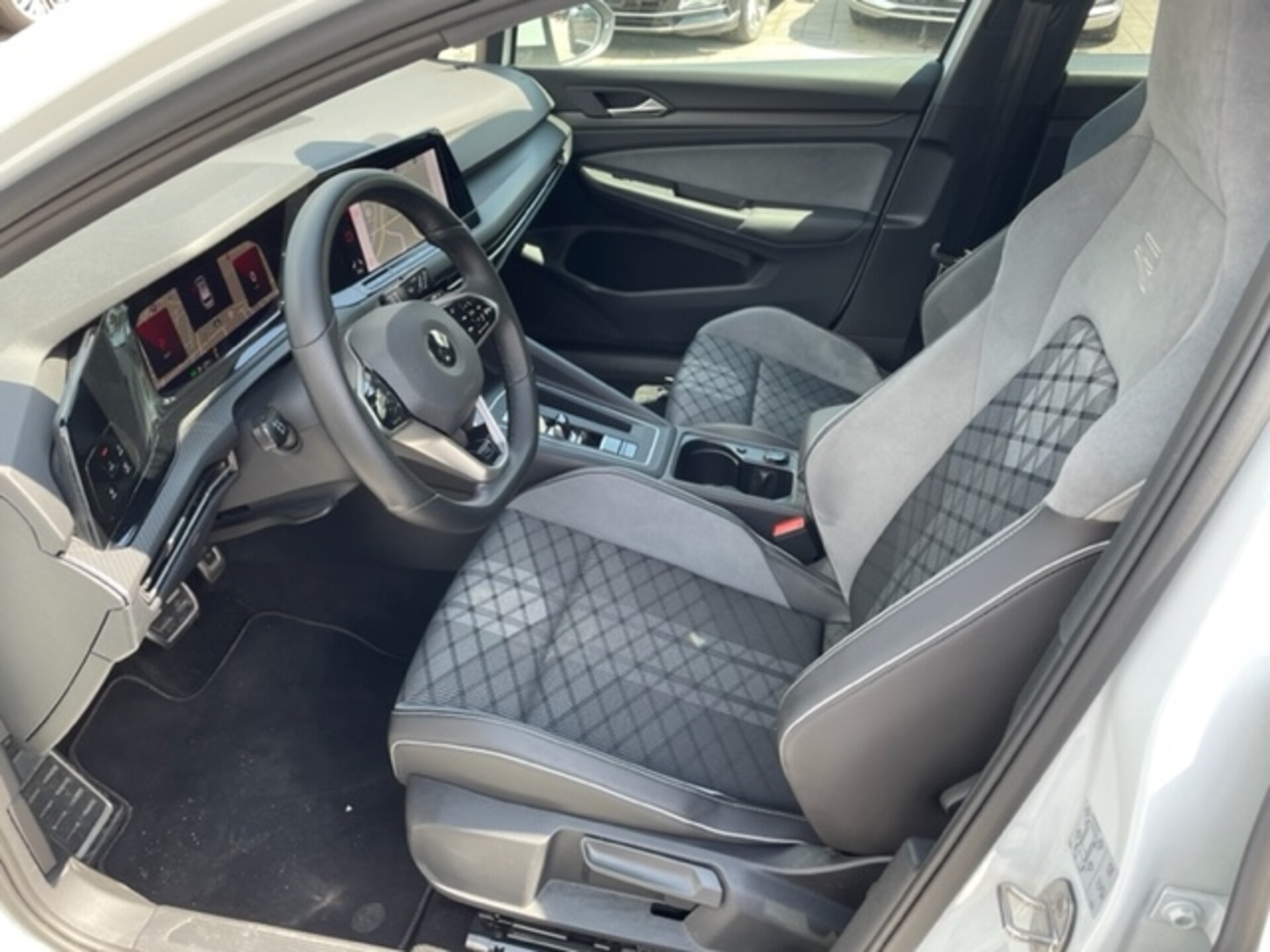 Volkswagen Golf Variant R-Line
