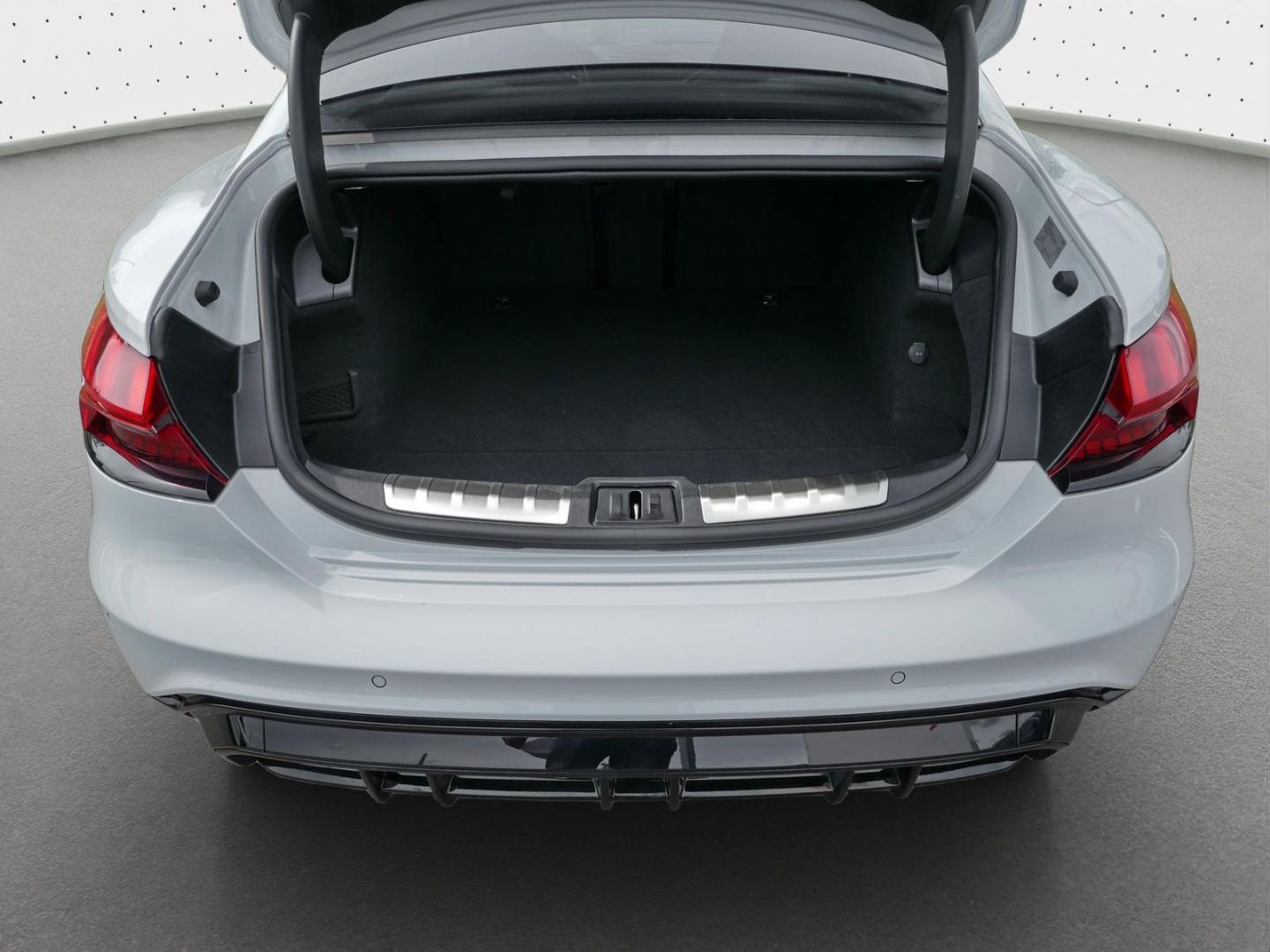 Image about Audi e-tron GT e-tron quattro