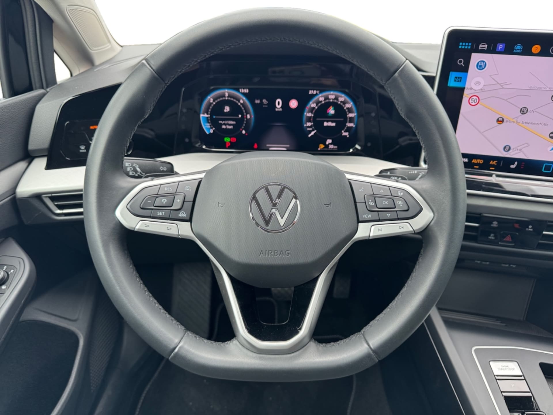 Volkswagen Golf Variant Life