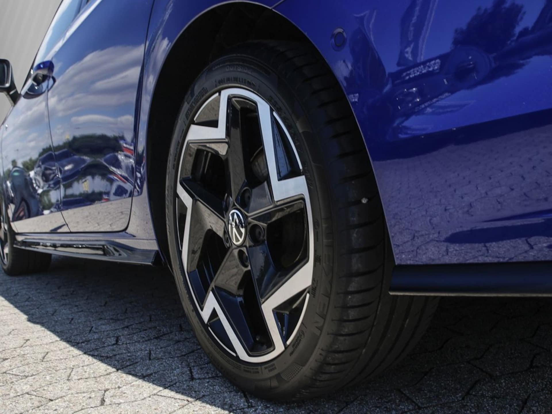 Volkswagen Golf Variant R-Line