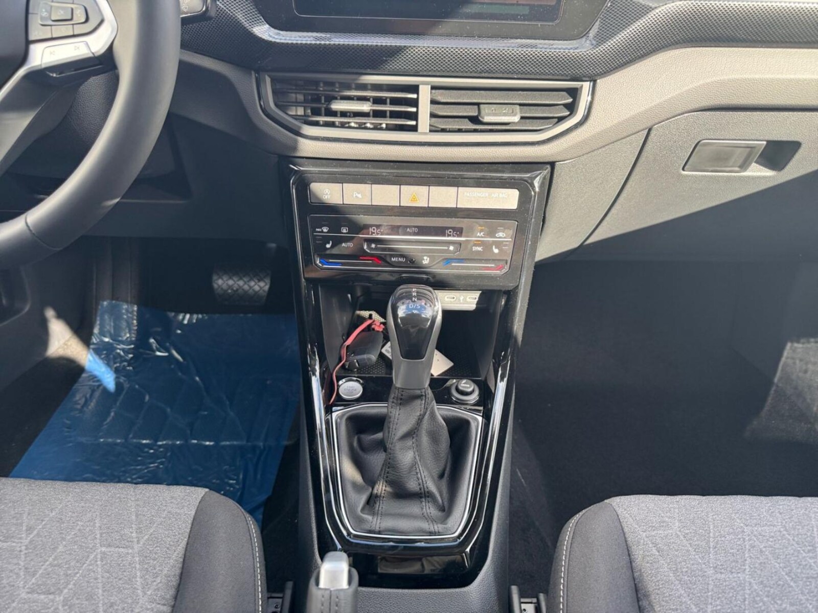 Volkswagen T-Cross – Bild 8