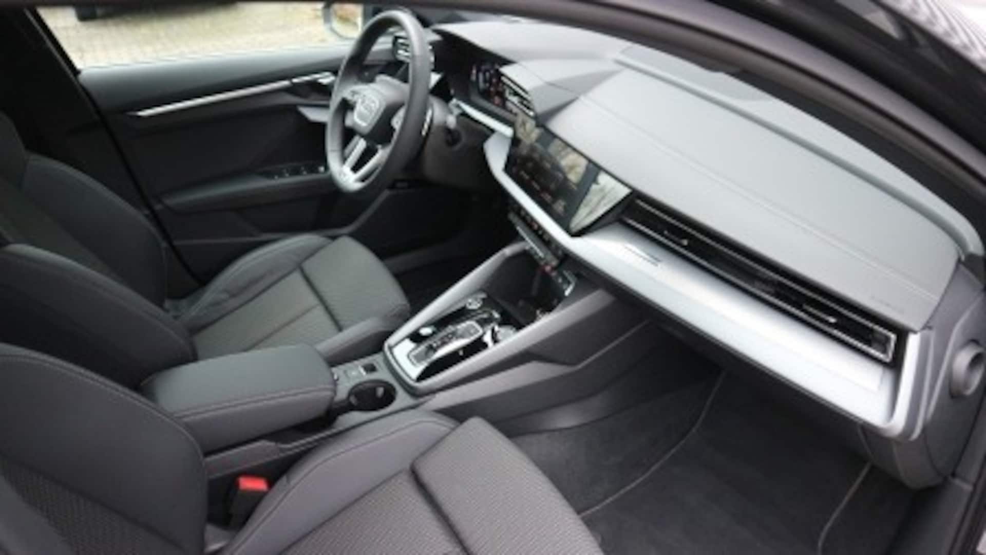 Audi A3 Sportback S line