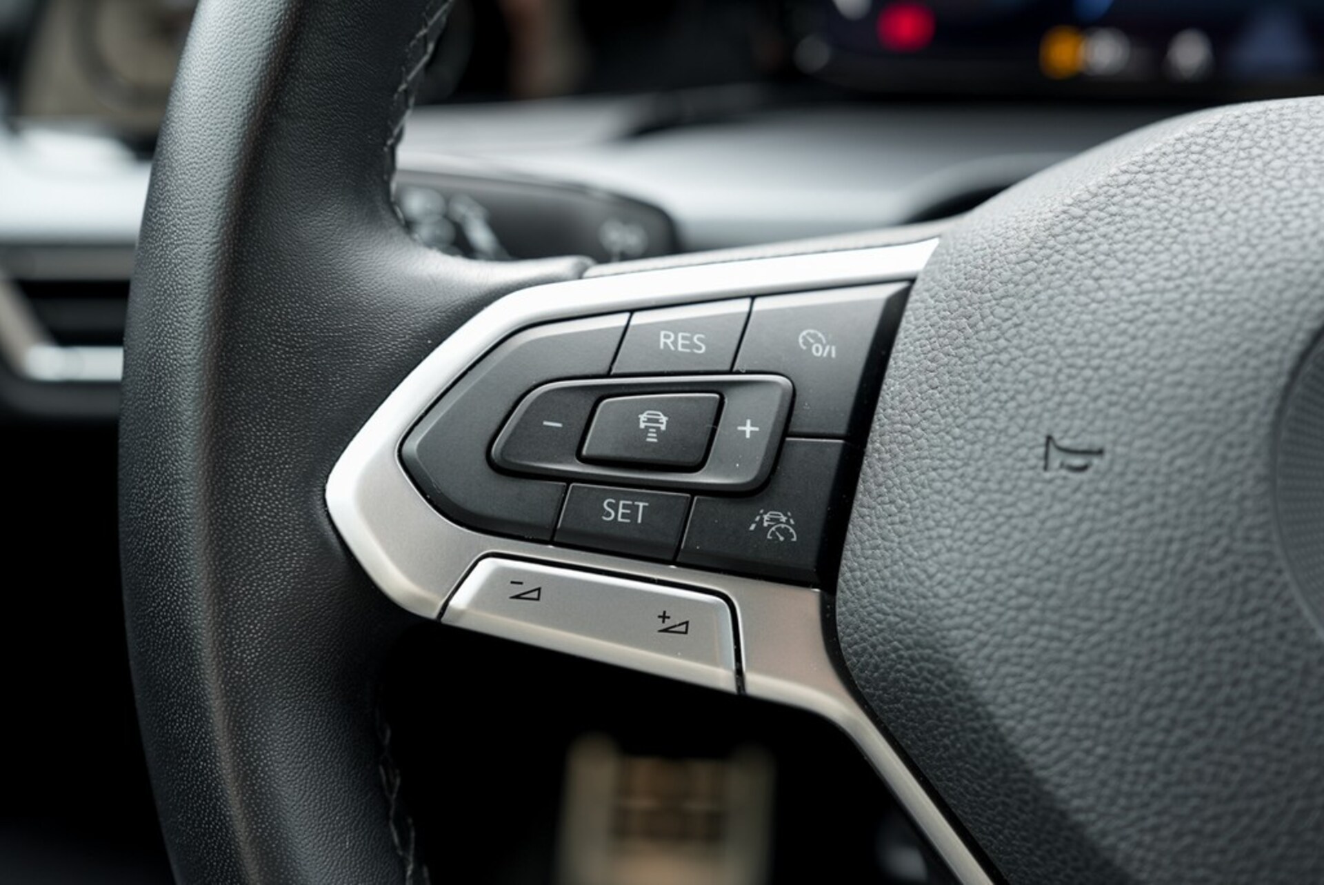 Volkswagen Golf Active