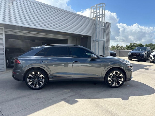 2026 Audi Q8