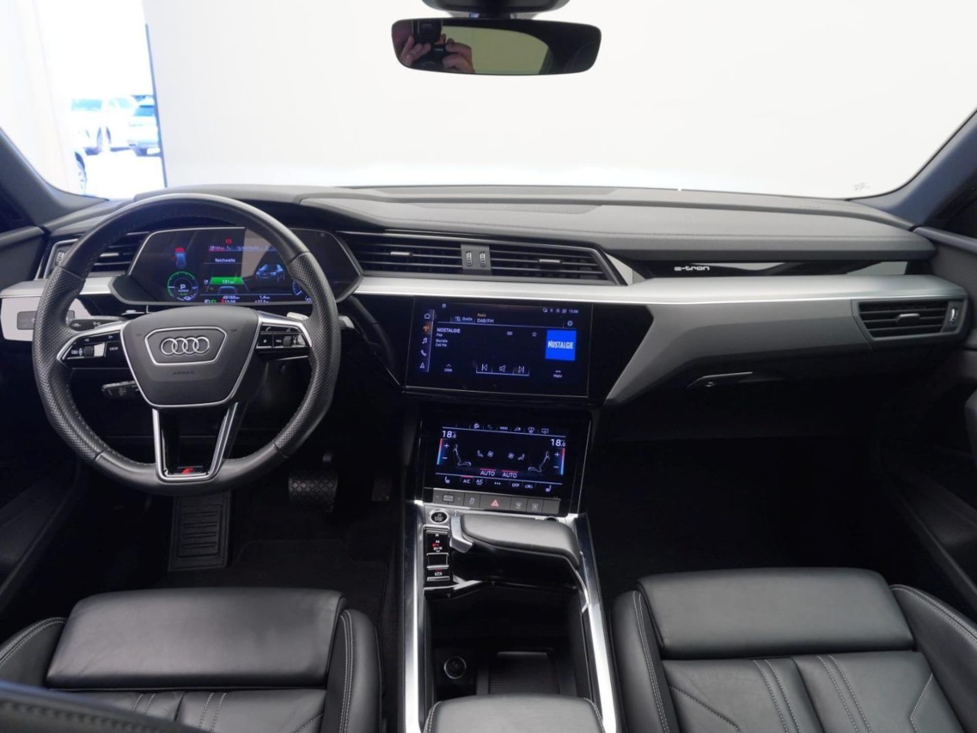 Audi e-tron Sportback S line