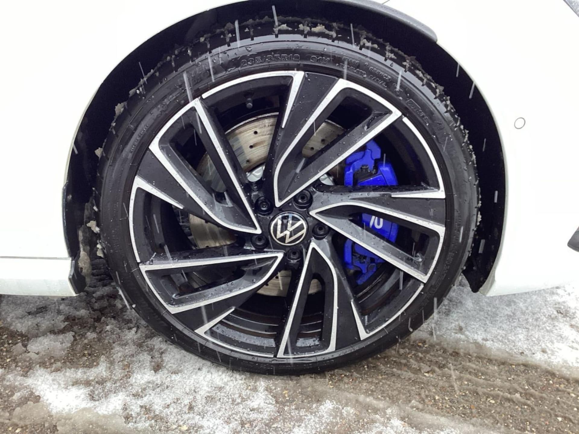 Volkswagen Golf Variant R
