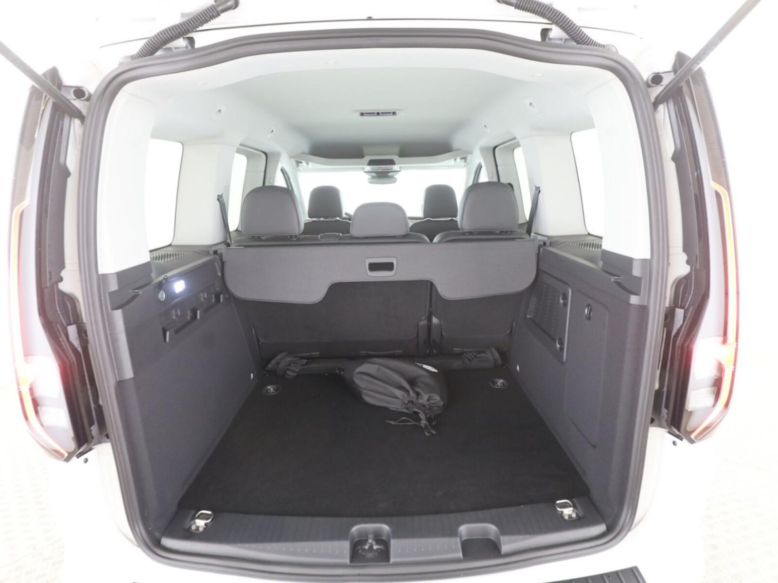 Volkswagen Caddy – Bild 11