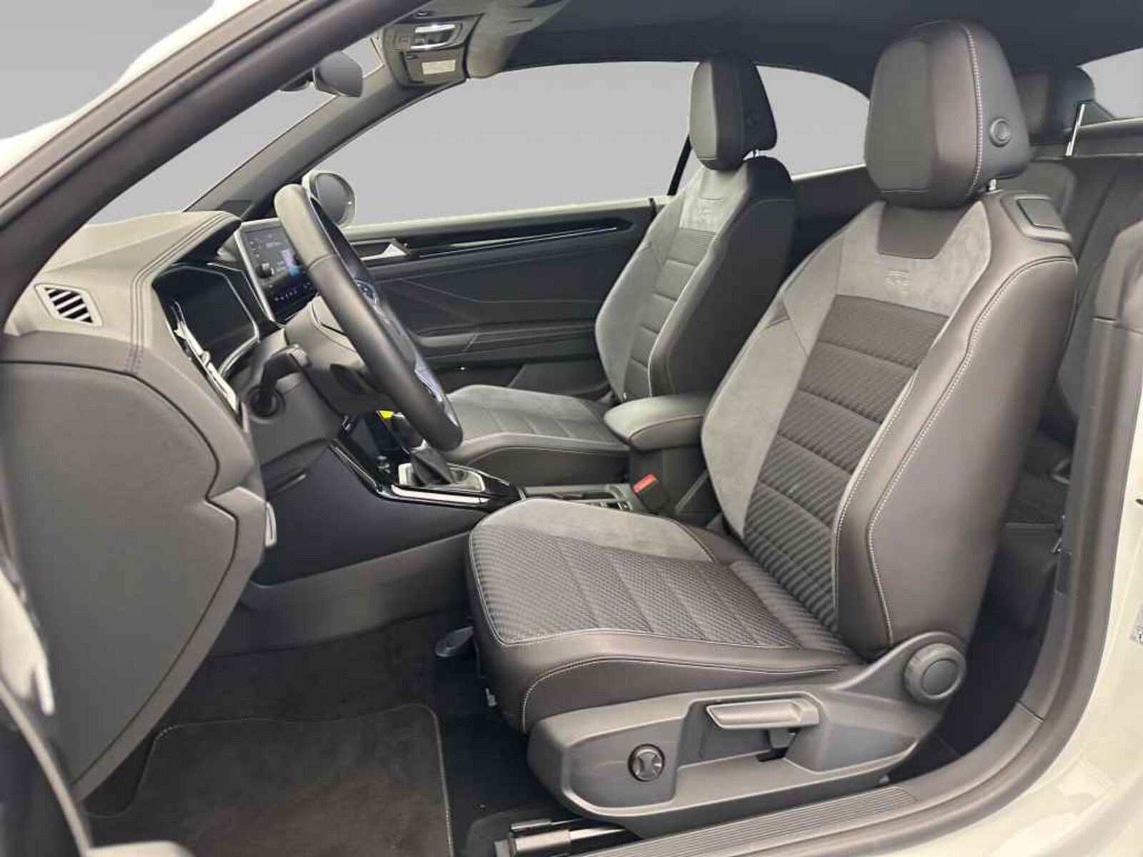 Volkswagen T-Roc Cabriolet – Bild 11