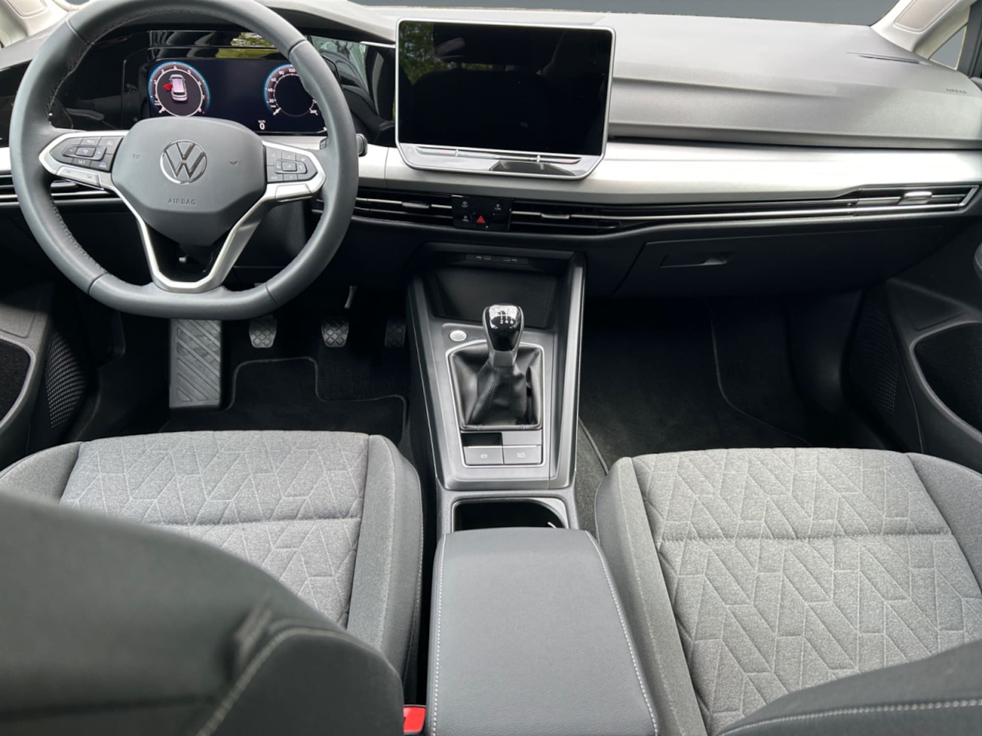 Volkswagen Golf Life