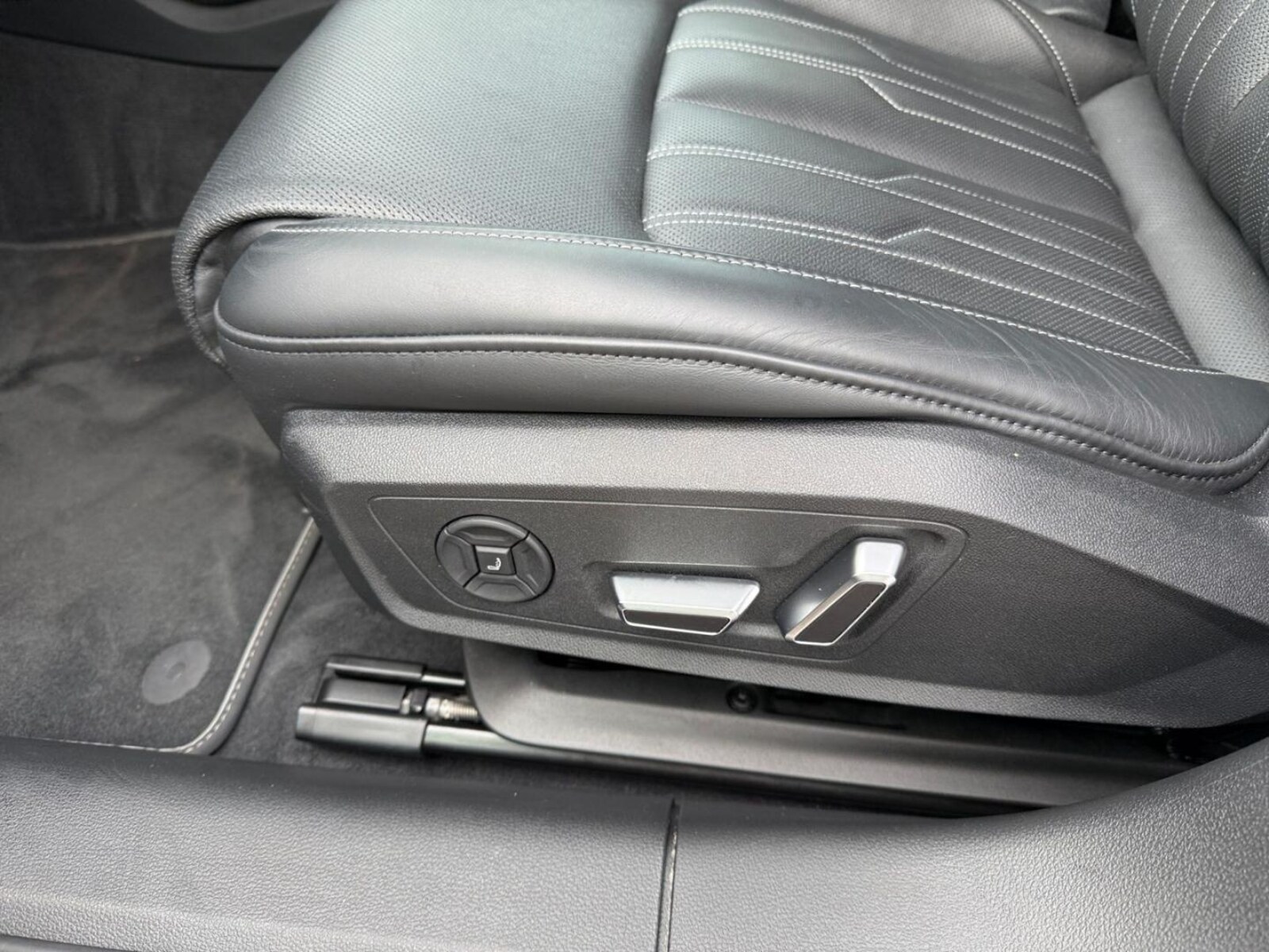 Audi S6 Avant – Bild 21