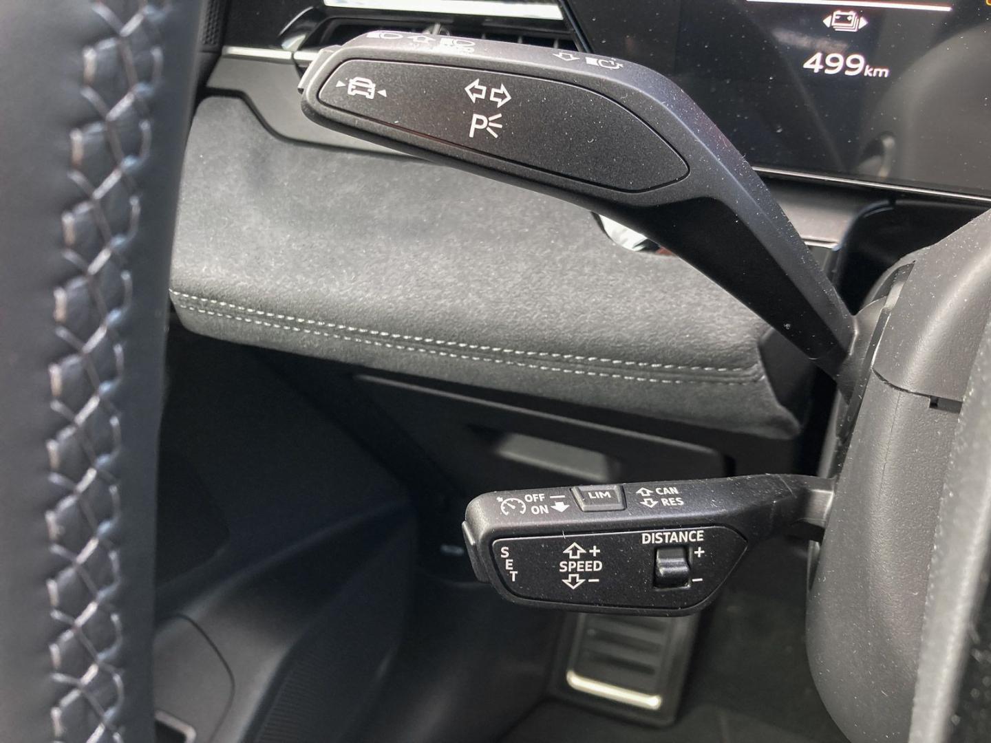 Image about Audi Q6 SUV e-tron e-tron quattro