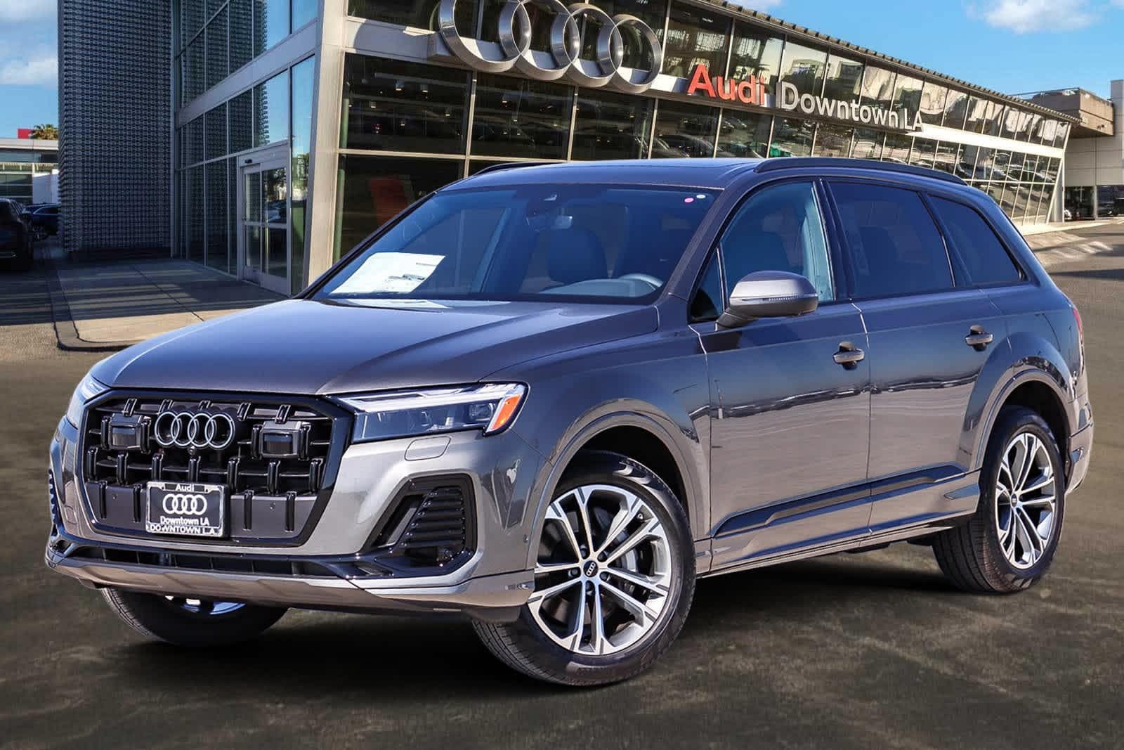 2026 Audi Q7 45 Premium quattro Tiptronic's photo