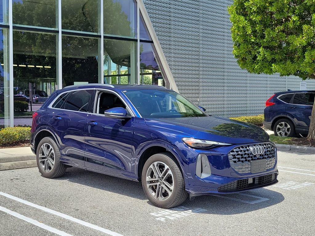 2025 Audi Q5 Premium quattro's photo
