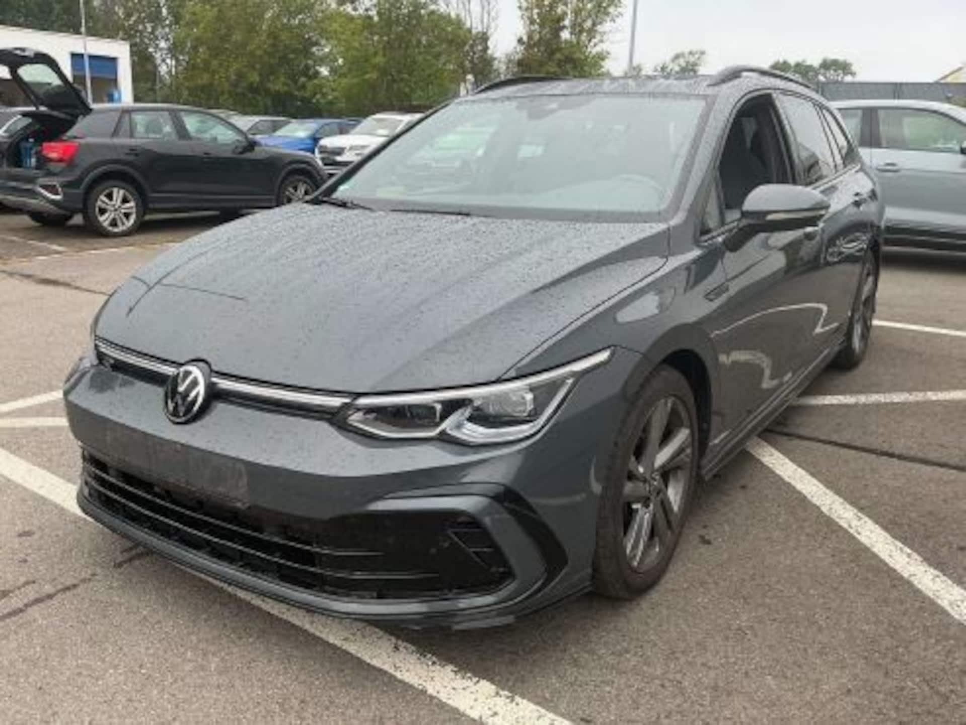 Volkswagen Golf Variant R-Line