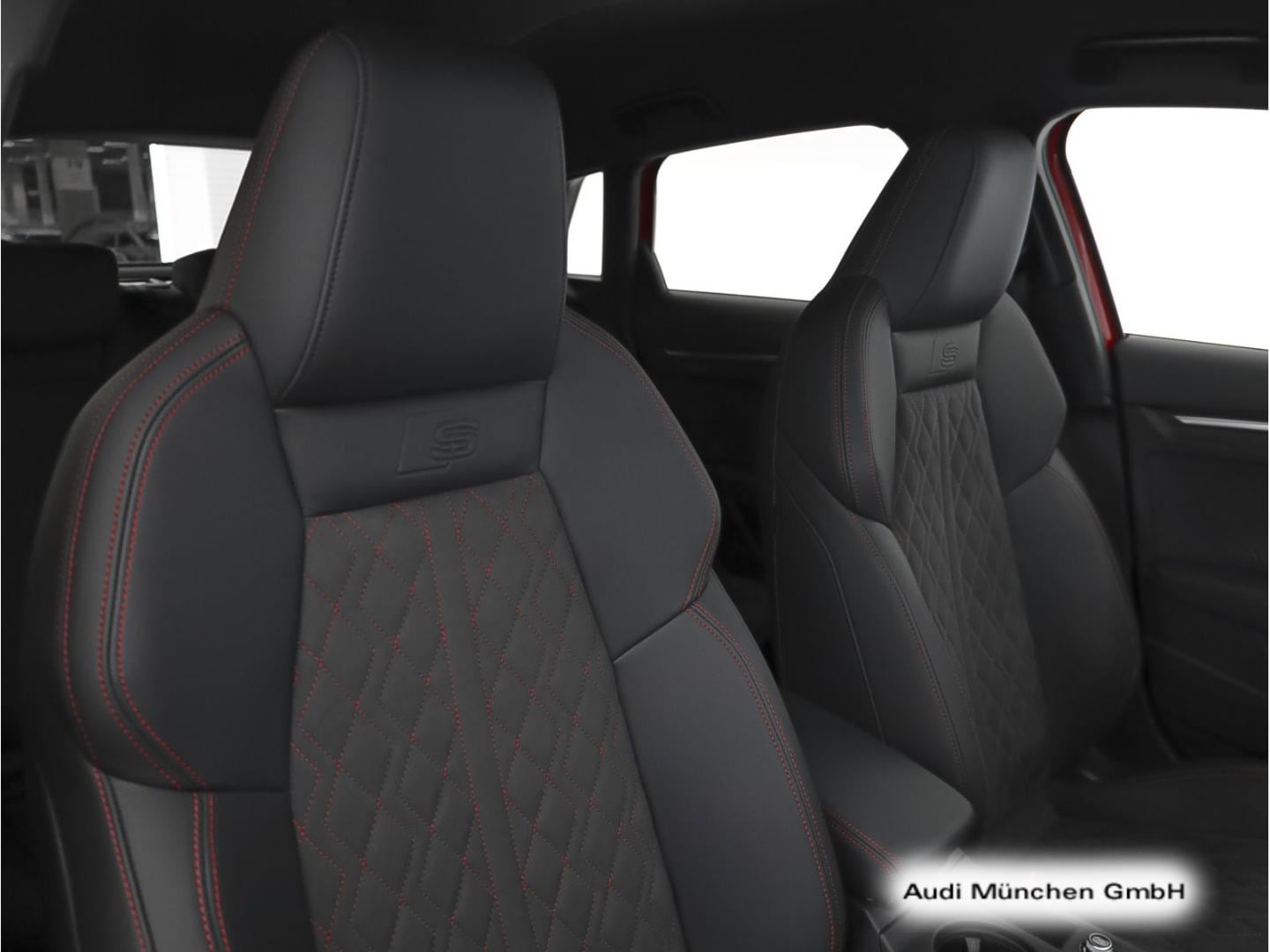 Bild über Audi S3 Sportback TFSI quattro S tronic - für weitere Informationen kontaktieren Sie den Audi Partner