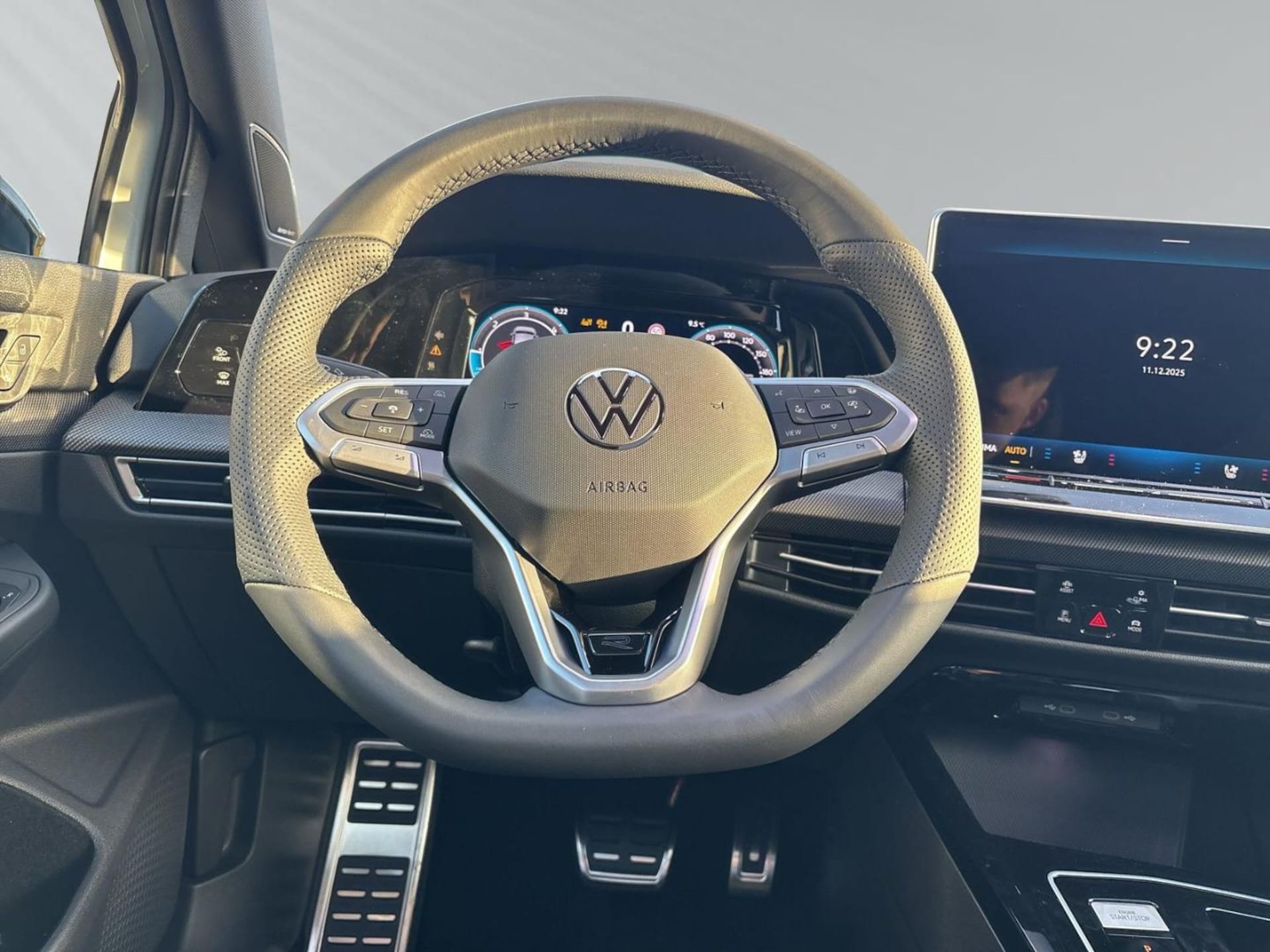 Volkswagen Golf R-Line