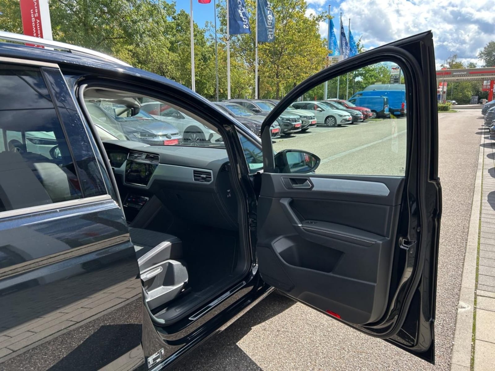Volkswagen Touran – Bild 21