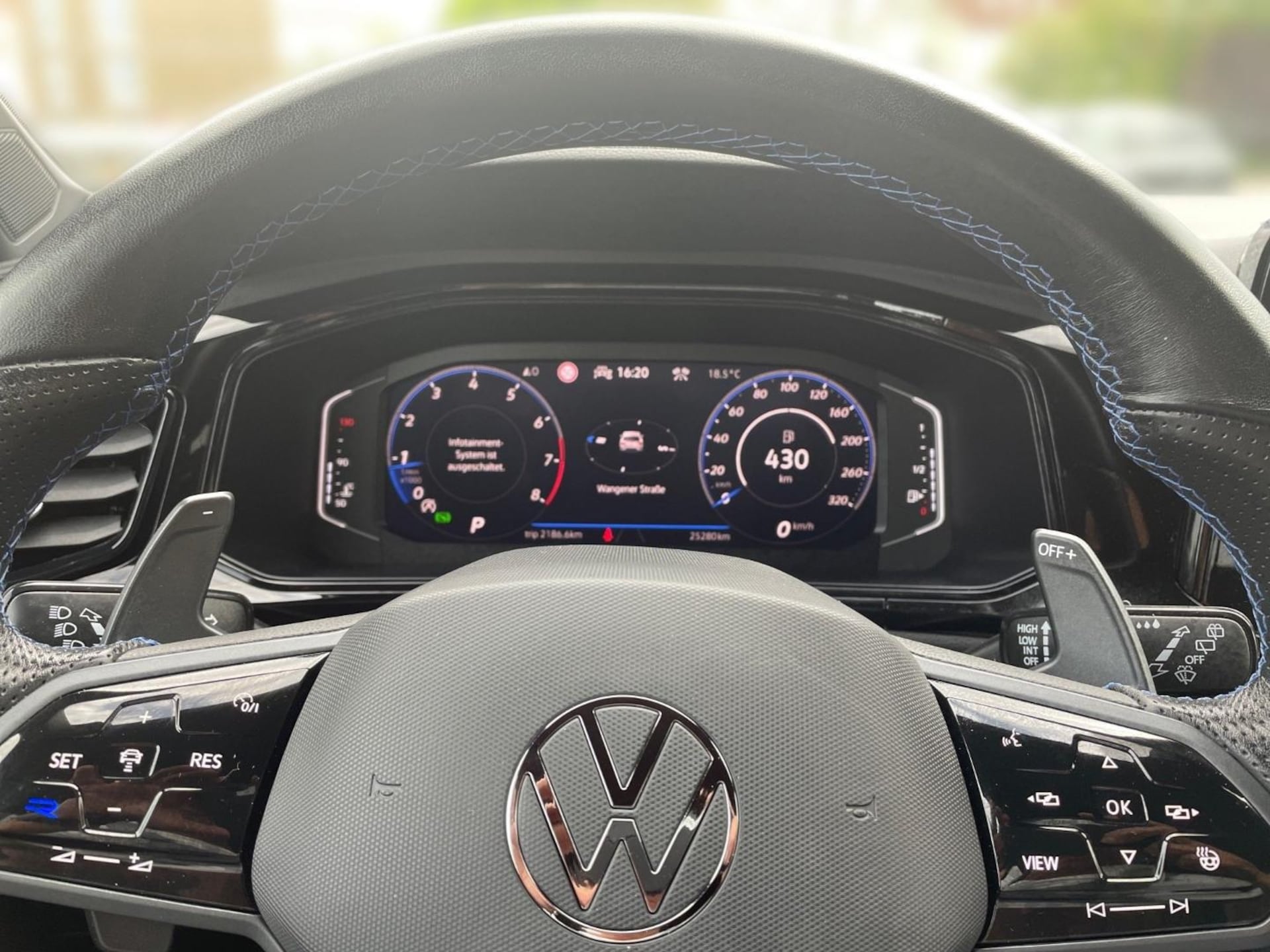 Volkswagen T-Roc R