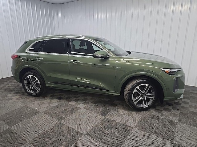 Photo of 2025 Audi Q5