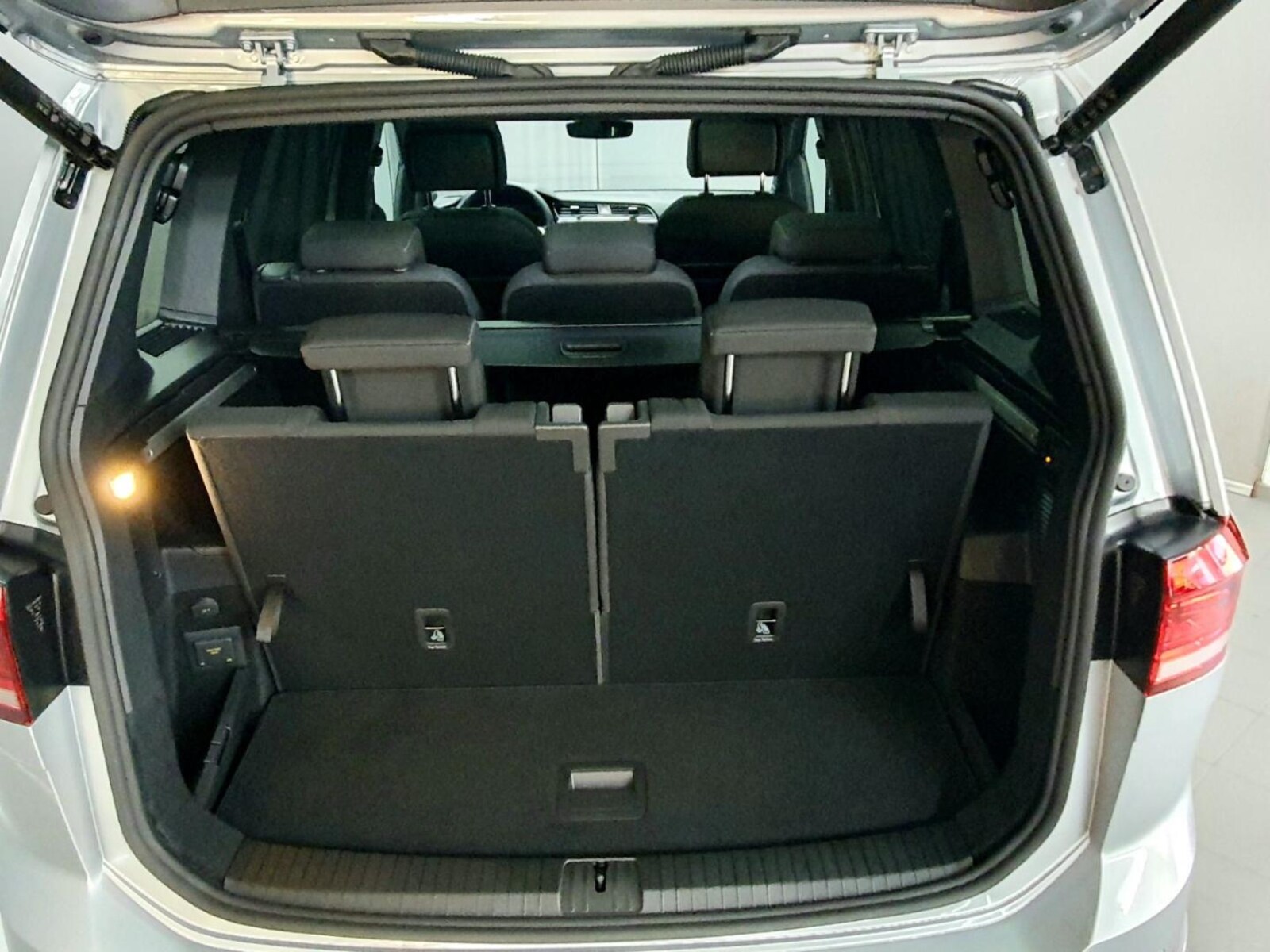 Volkswagen Touran – Bild 13