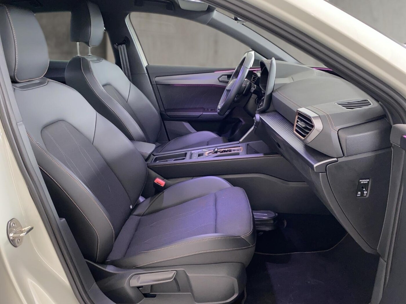CUPRA Leon León 1.5 eTSI DSG 110 kW (150 CV) — photo 5