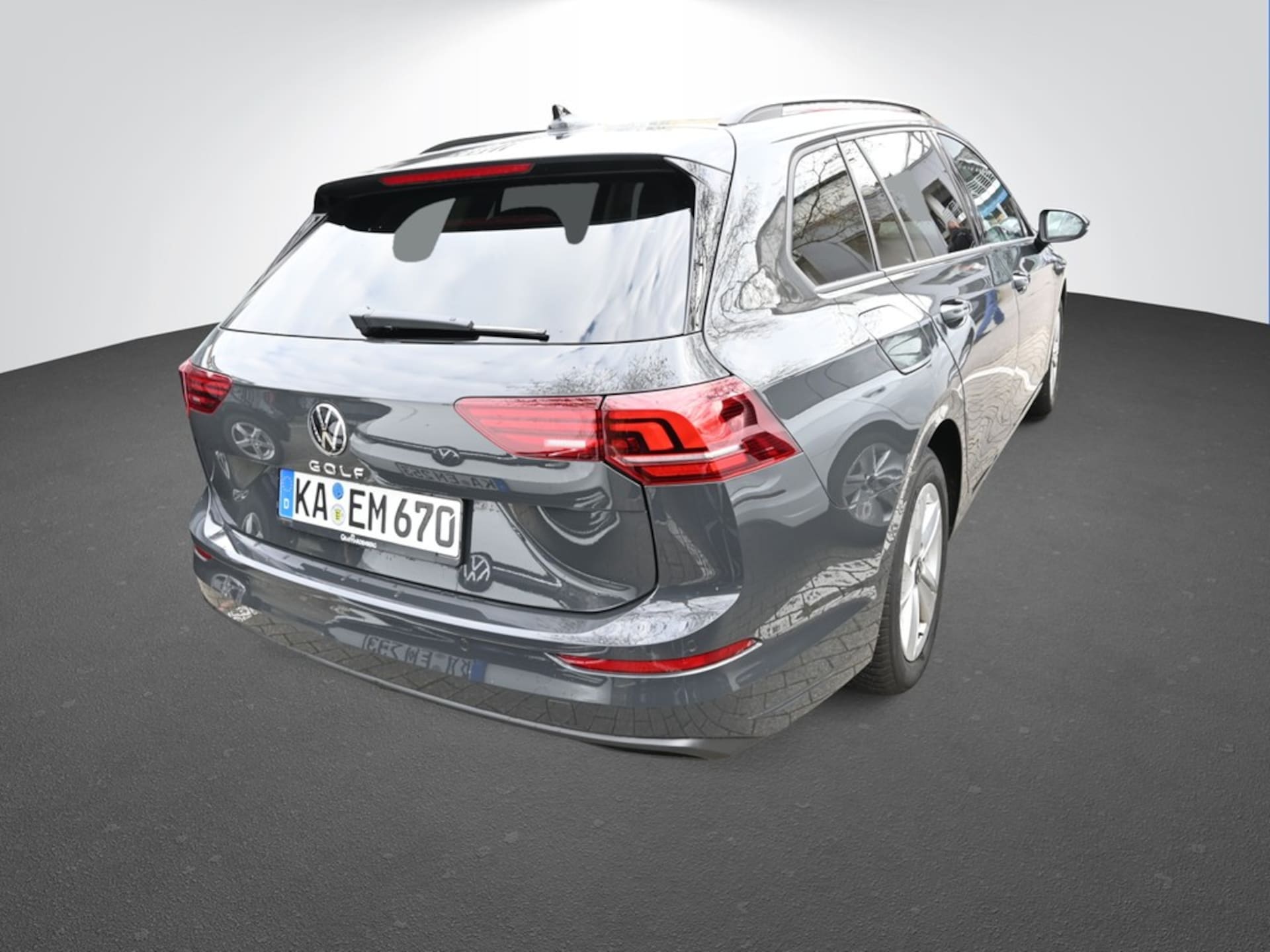 Volkswagen Golf Variant Life