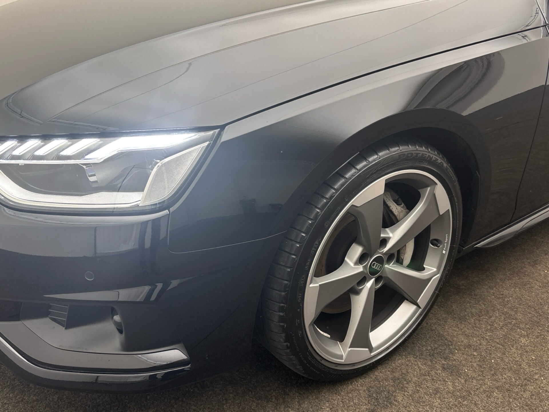 Audi A4 Avant Advanced