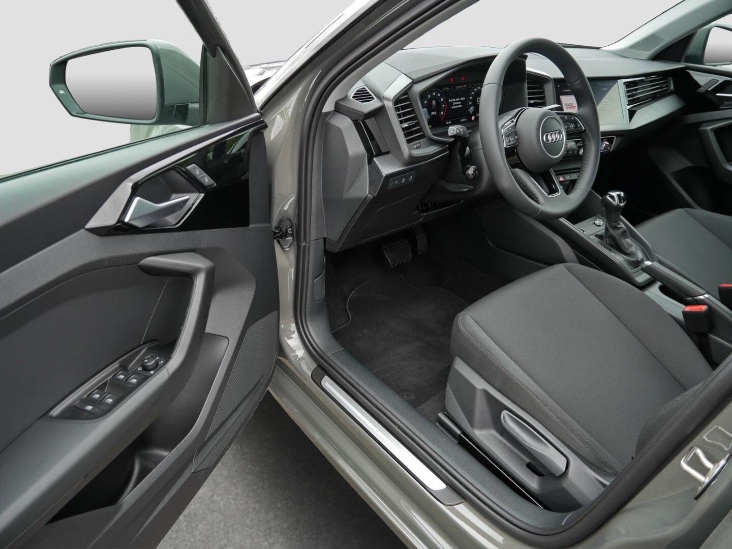 Bild über Audi A1 Sportback advanced 25 TFSI S tronic - für weitere Informationen kontaktieren Sie den Audi Partner