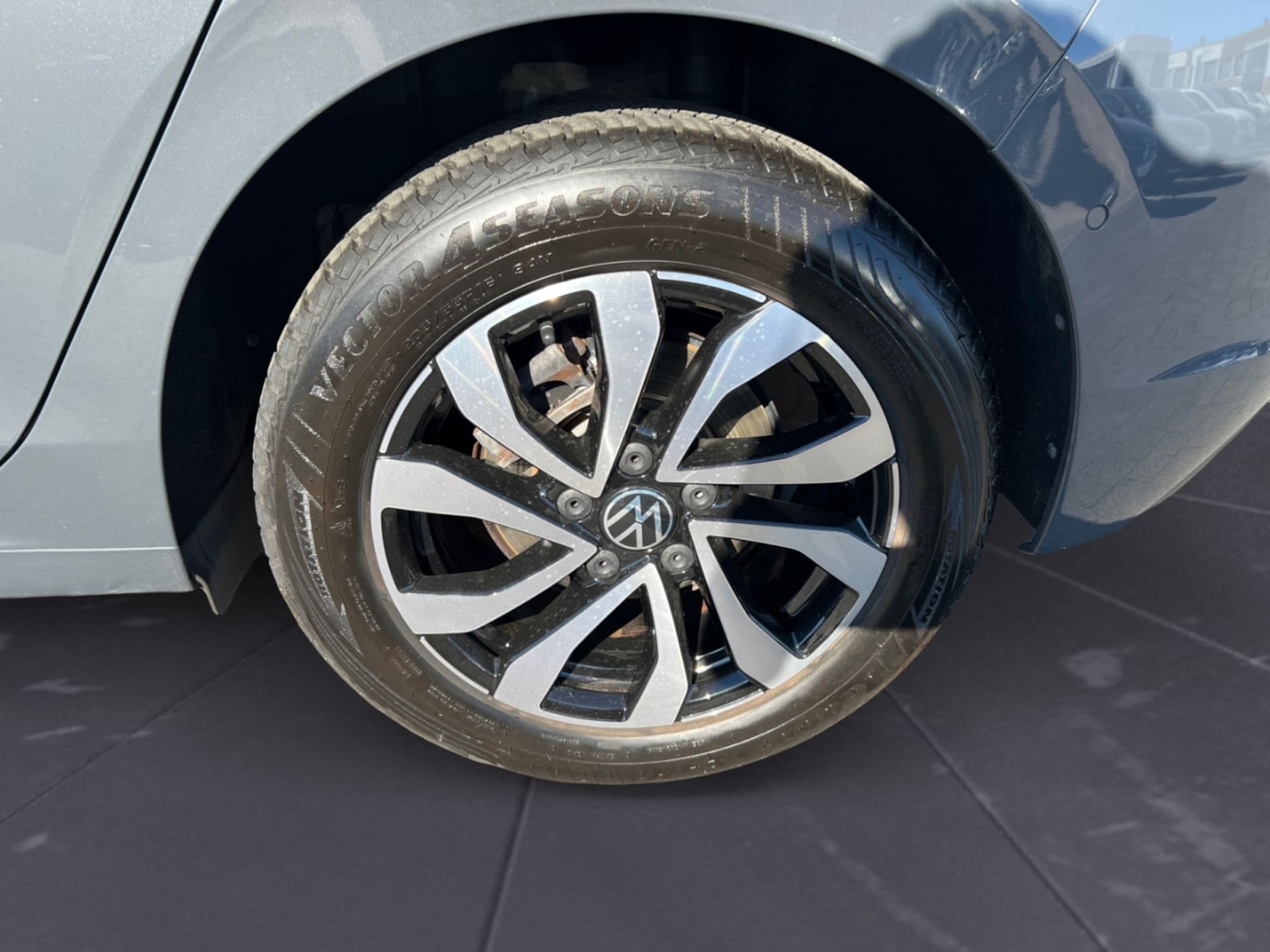 Volkswagen Golf Active