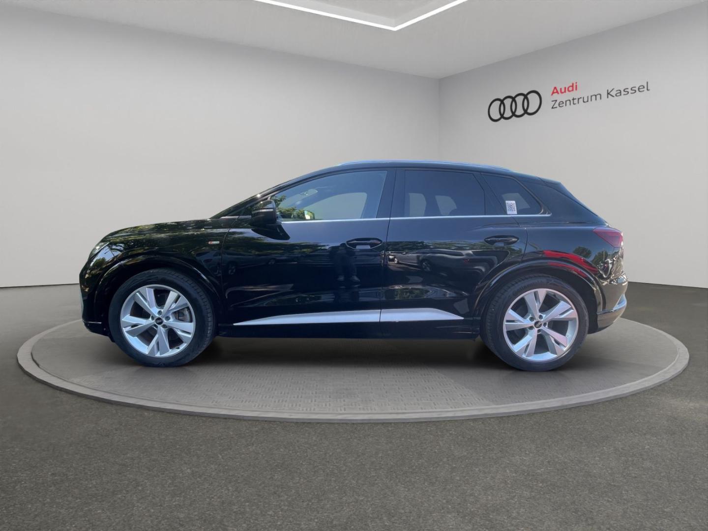 Image about Audi Q4 e-tron 40 e-tron