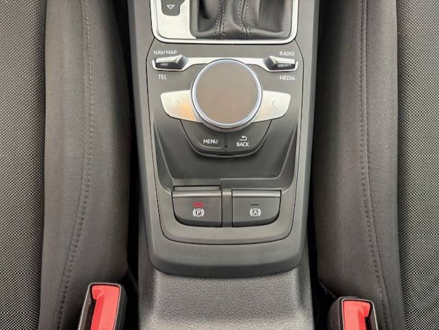 Image about Audi Q2 Business Line 35 TDI 110 kW (150 ch) S tronic