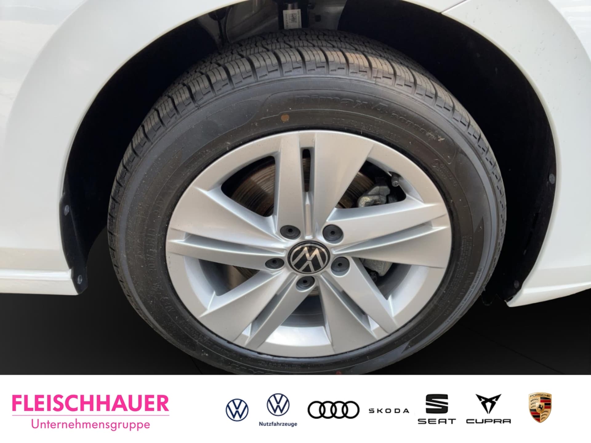 Volkswagen Golf Life
