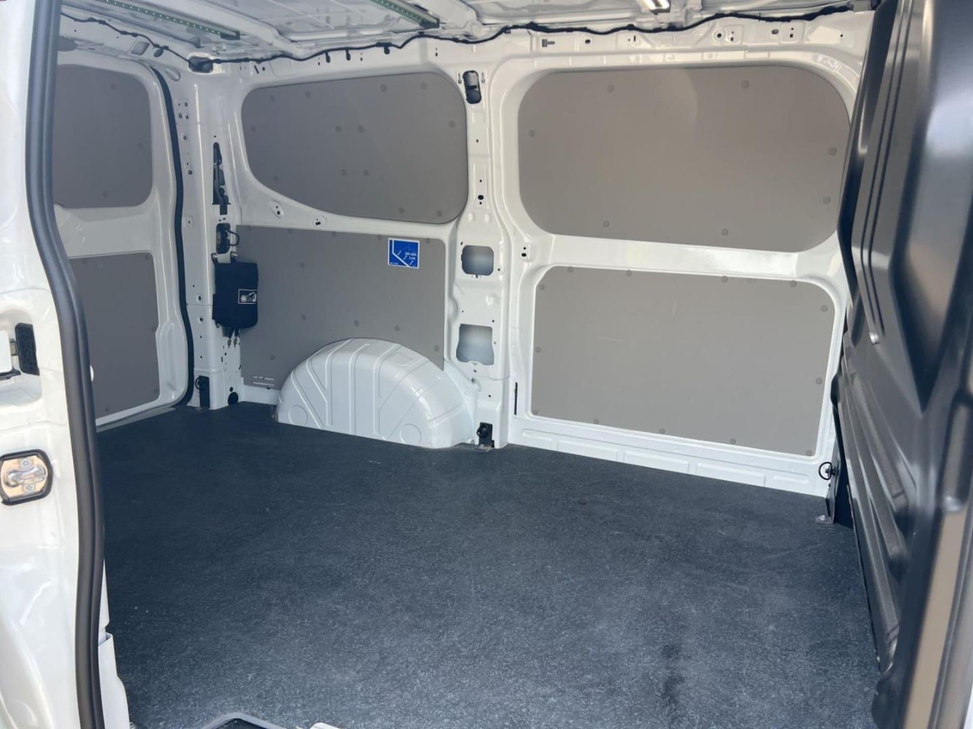 Volkswagen Transporter Kasten kurzer Radstand