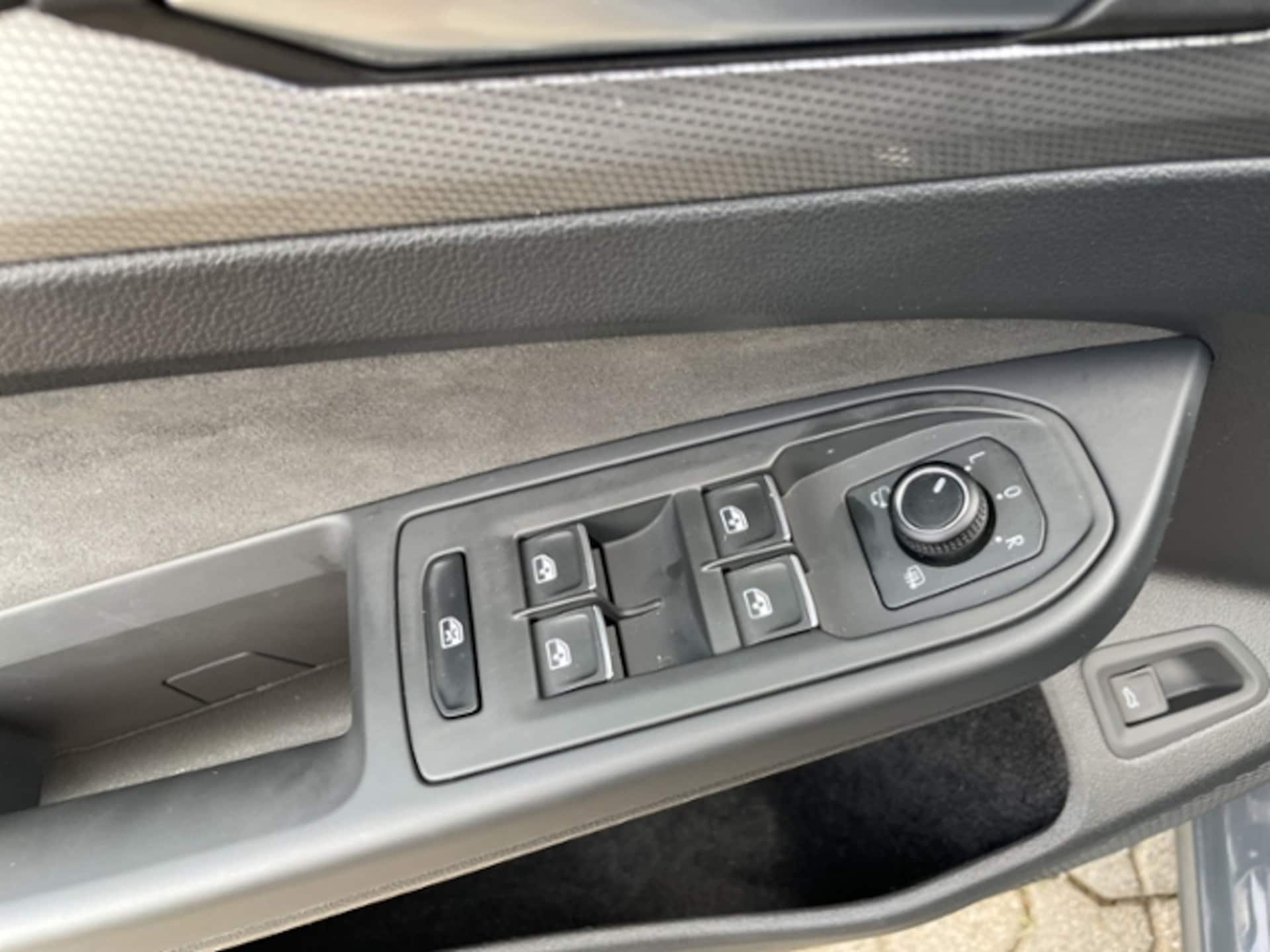 Volkswagen Golf Variant Style