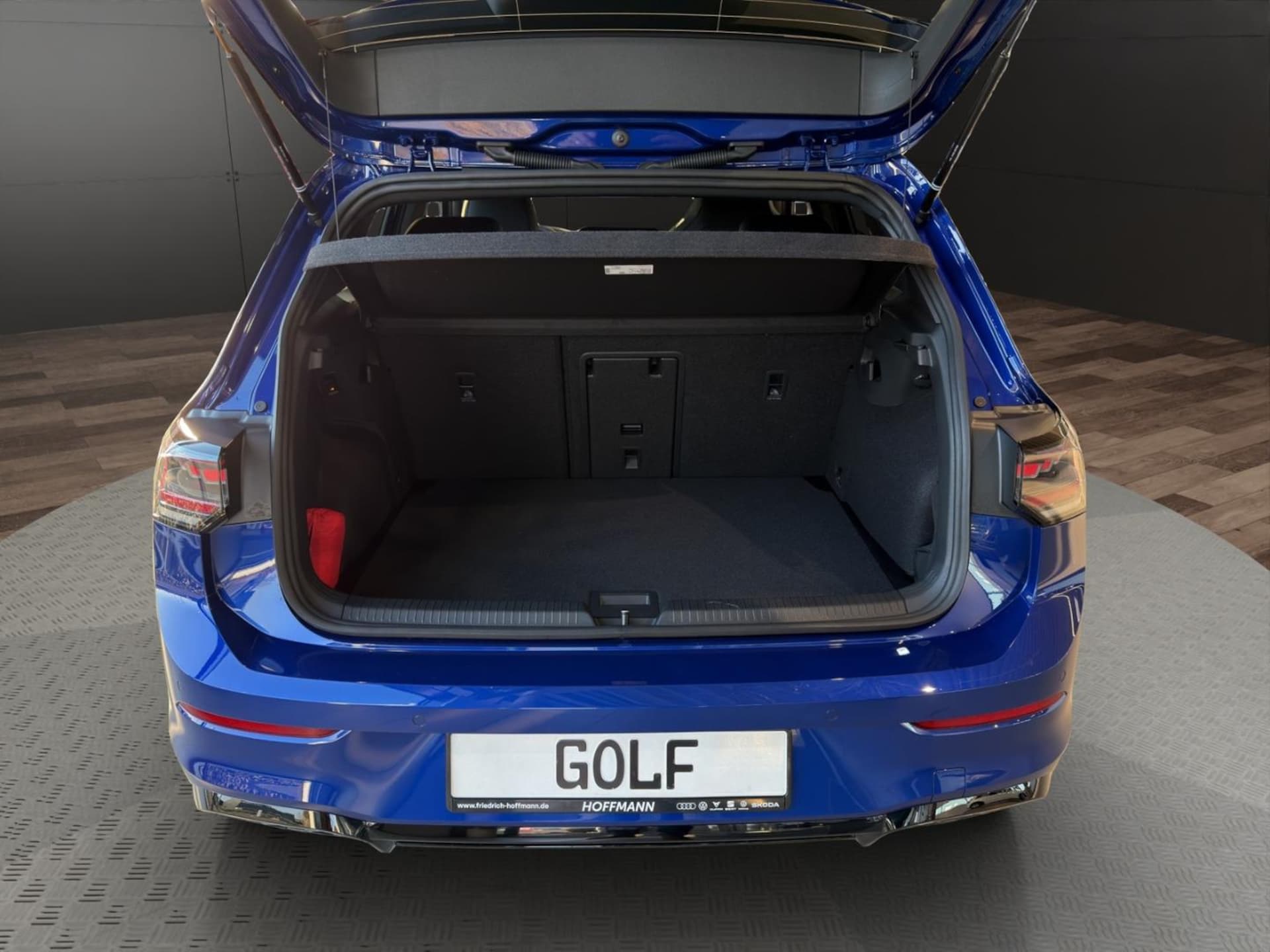 Volkswagen Golf R-Line
