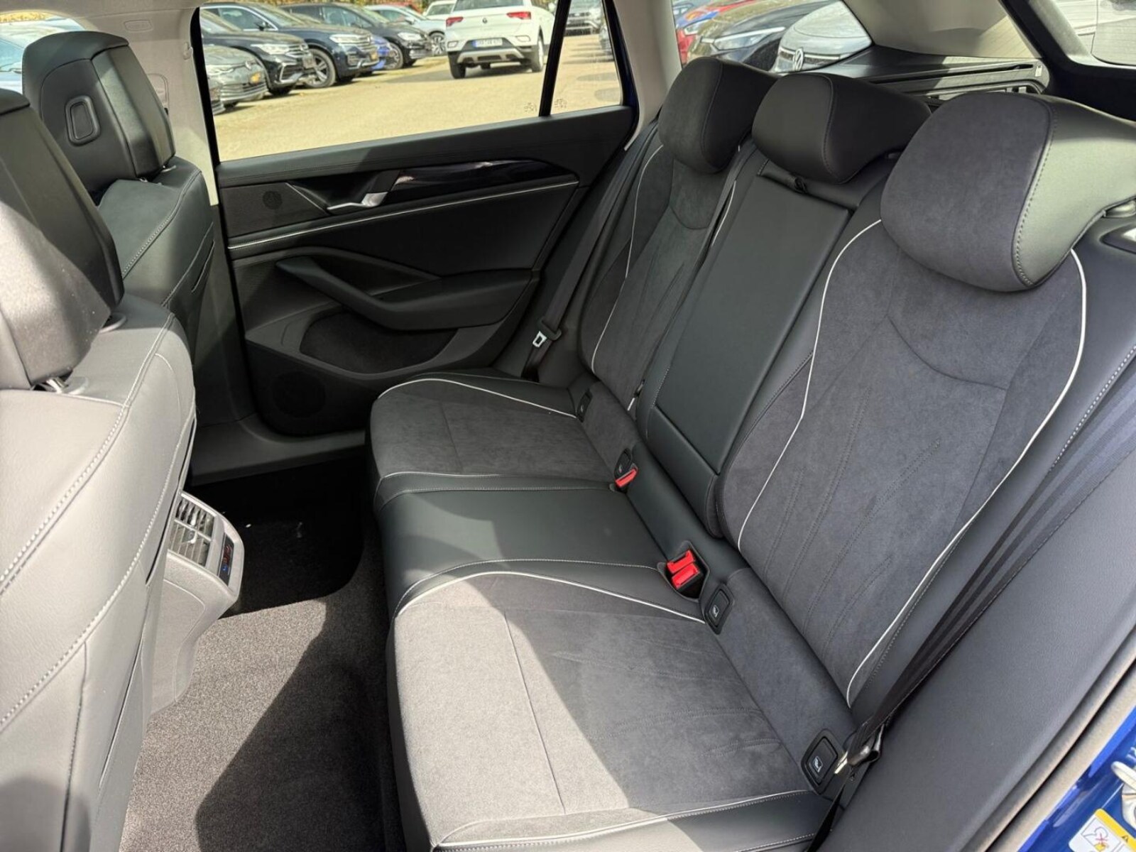 Volkswagen Passat – Bild 14