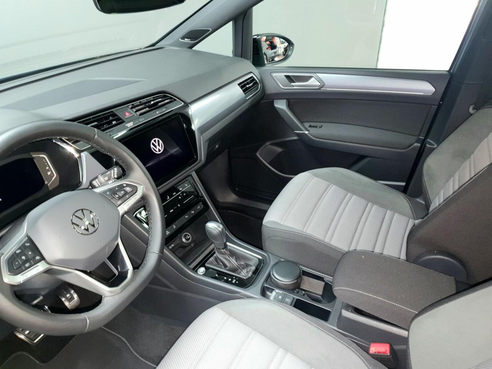 Volkswagen Touran – Bild 18