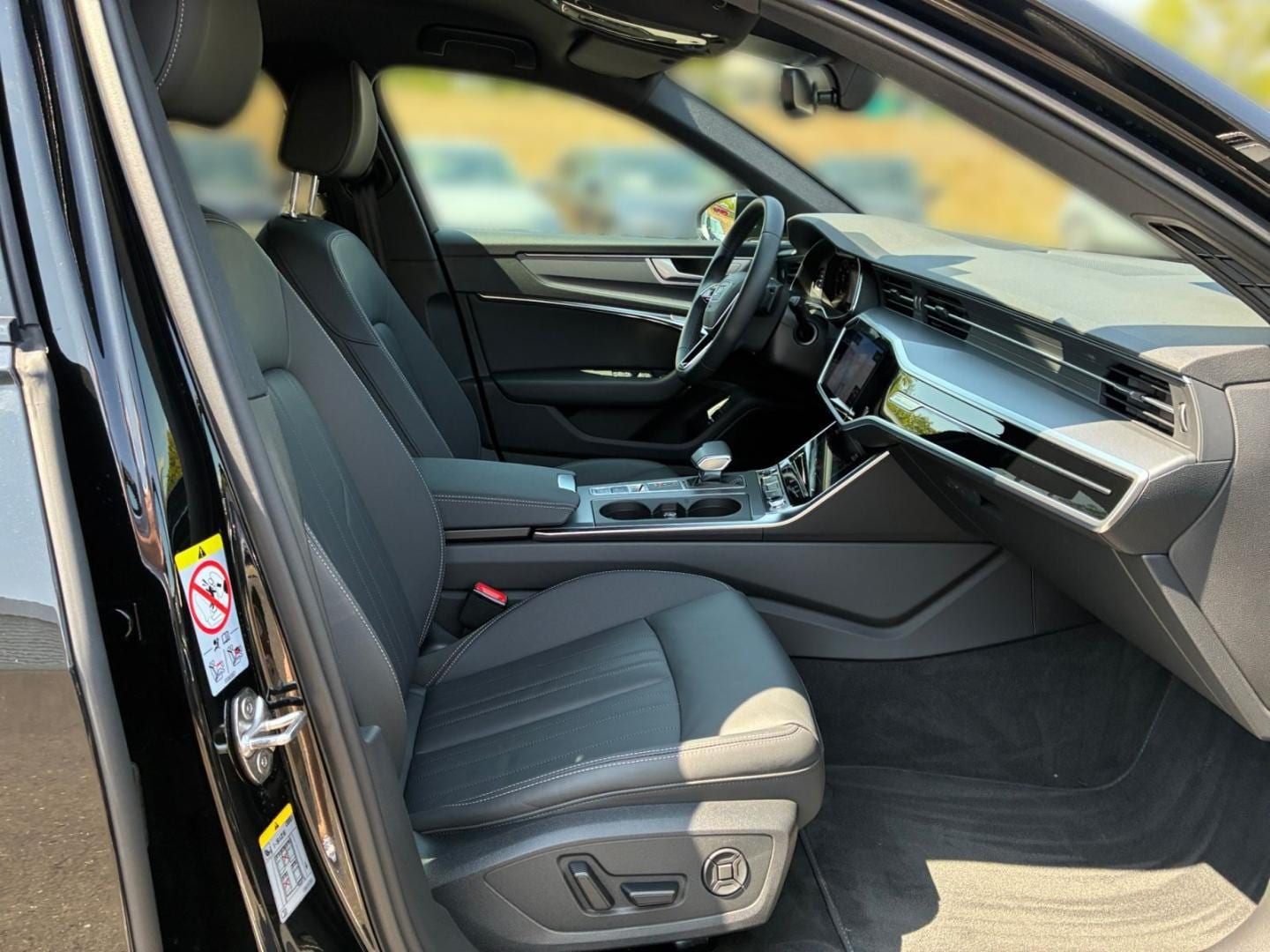 Bild über Audi A6 Avant S line 40 TDI S tronic - für weitere Informationen kontaktieren Sie den Audi Partner