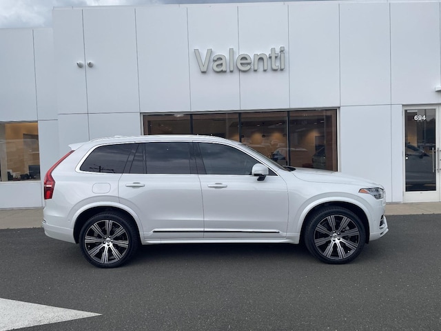 2025 Volvo XC90 Plug-In Hybrid