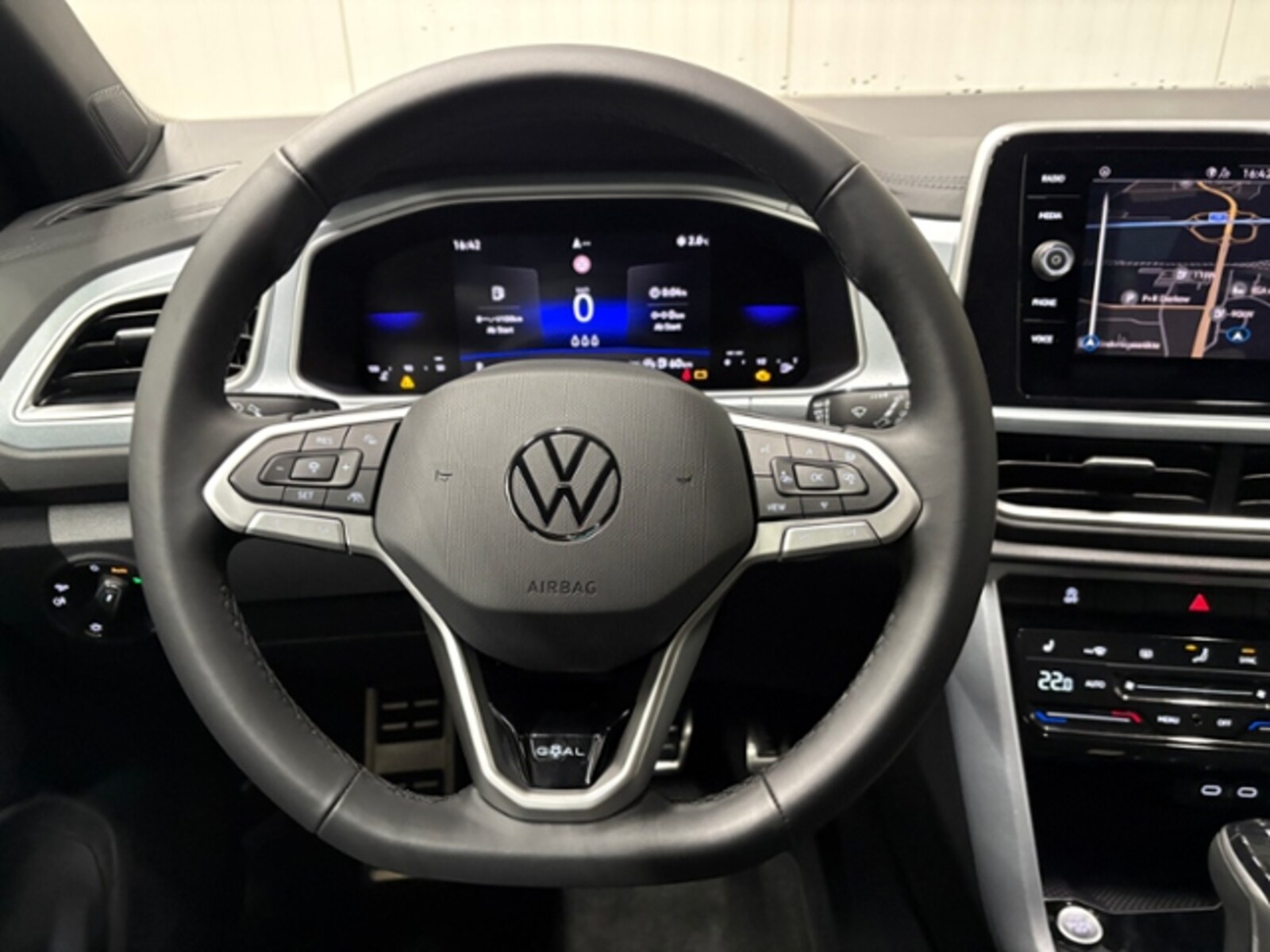 Volkswagen T-Roc – Bild 12