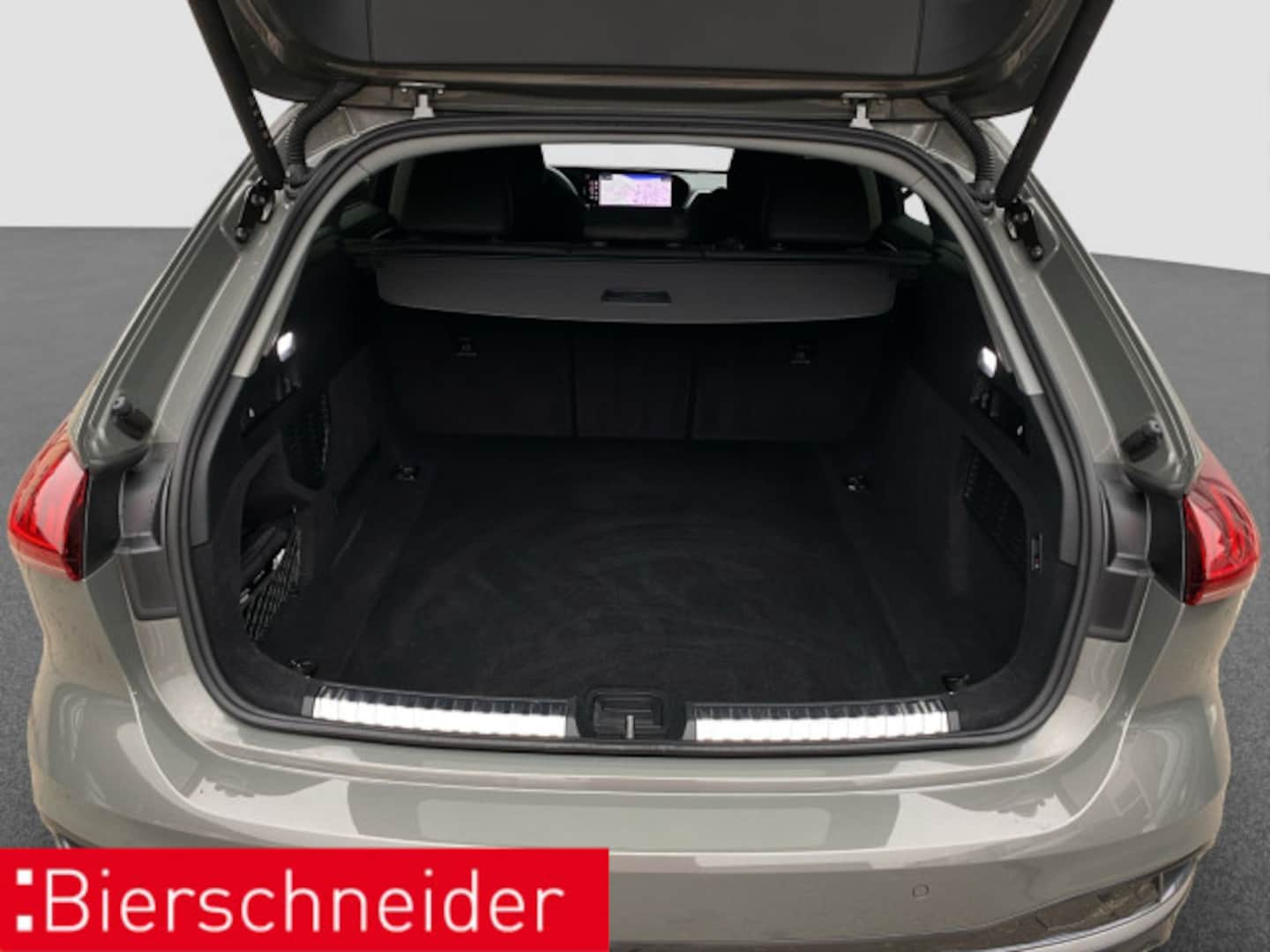 Bild über Audi A5 Avant TFSI quattro S tronic - für weitere Informationen kontaktieren Sie den Audi Partner